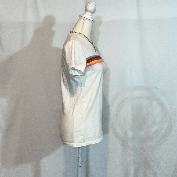 Tops/T-Shirts/Tanks👚 - 2 for $15 or 3 for $20 (Mix & Match) - Picture 4 of 5